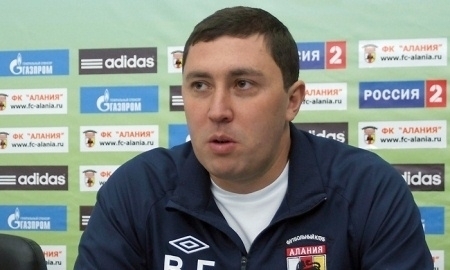 Владимир Газзаев сегодня встретится с руководством «Актобе»