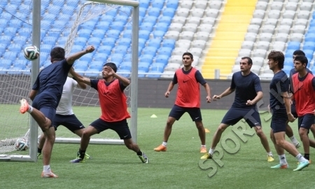 Фоторепортаж с тренировки «Пюника»