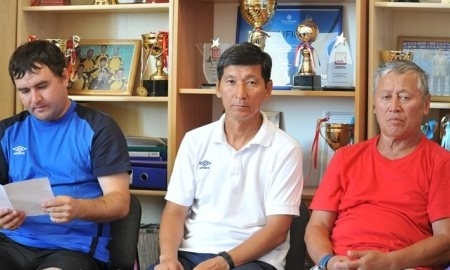 На базе ПФК «Каспий» состоялся тренерский совет