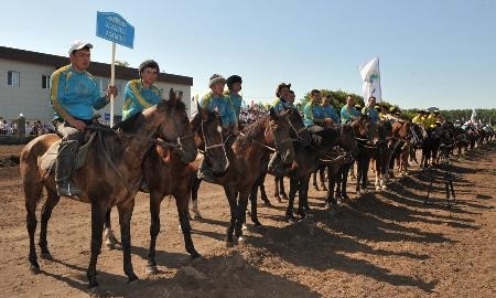«Газель» и 500 тыс. тенге получили победители игр «Ак бидай» в СКО