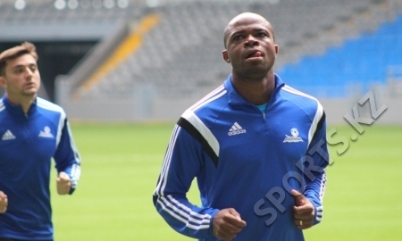 Фоторепортаж с предыгровой тренировки «Астаны»