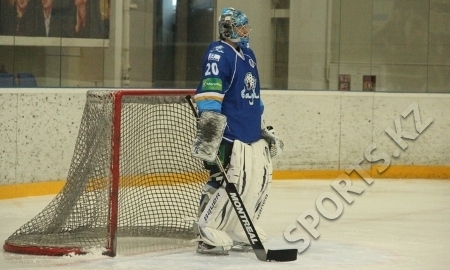 Фоторепортаж с открытой тренировки «Барыса»