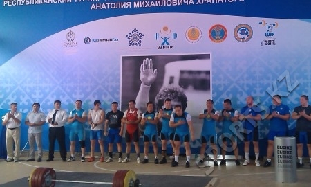 Задачи на Азиатских играх и чемпионате Мира: по три золота