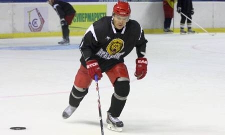 «Арыстан» провел первую тренировку на льду