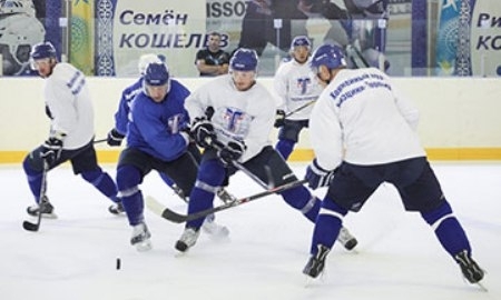 «Казцинк-Торпедо» вышло на лед