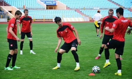 Cтартовые составы «Шахтера» и «Атлантаса»