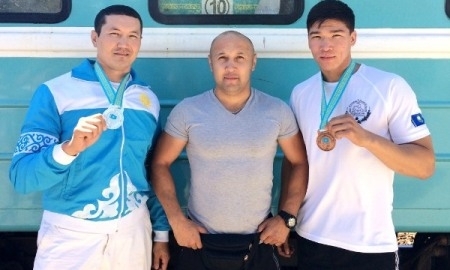 Актауские спортсмены удостоились наград на чемпионате по гиревому спорту и армрестлингу