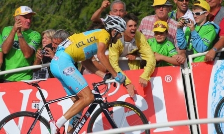 Винченцо Нибали продолжает убедительно лидировать в общем зачете «Тур де Франс»