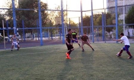 В Кызылорде прошел турнир по мини-футболу среди работников рынка