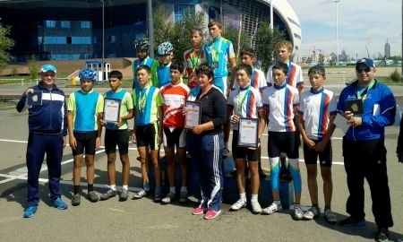 В Астане прошла традиционная велогонка памяти Михаила Ильянова