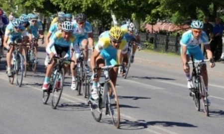 Велосипедисты из СКО завоевали «золото» на чемпионате Казахстана