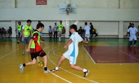 В Актау в преддверии Дня строителей прошли турниры по мини-футболу и бильярду