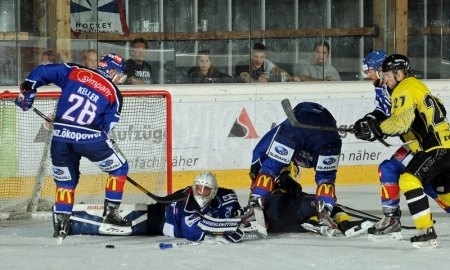 Фоторепортаж с товарищеского матча «Цюрих Лайонз» — «Сарыарка» 0:6