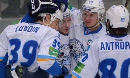 Роман Старченко: «ХК „Барыс“ отрабатывает тактические схемы, находясь под нагрузками»