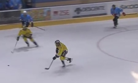 Видеообзор товарищеского матча СХК 37 — «Иртыш»  3:2