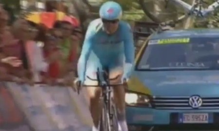 Видео финиша пятого этапа «Вуэльты Бургоса» с участием гонщиков «Астаны»