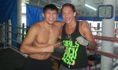 Куат Хамитов тренируется вместе с Крис Сайборг