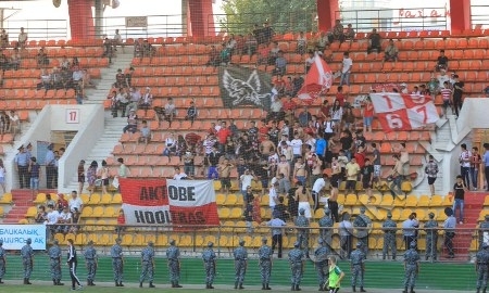 <strong>«Актобе» и «Легия» в первом тайме голов не забили</strong>