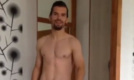 Шимкович и Кушнир приняли вызов Йеслинека в «ледяном флешмобе»