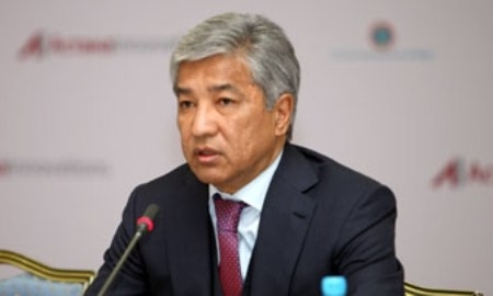 Победитель «Тур де Франс-2014» и аким Астаны возглавили велопробег ко Дню Конституции