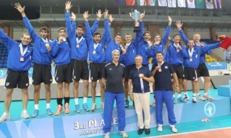 Андрей Патраков: «Это очень тяжело играть перед родными зрителями»