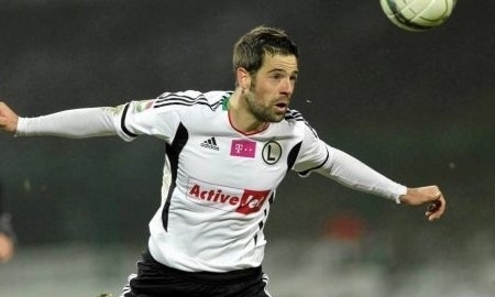 Астис уже тренируется с «Легией», но играть с «Актобе» не будет