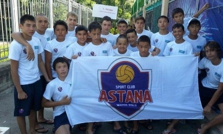 Юные казахстанские ватерполисты заняли второе место на международном турнире в России