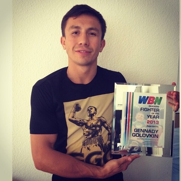 Геннадию Головкину вручили награду «Боксер 2013 года» от WBN