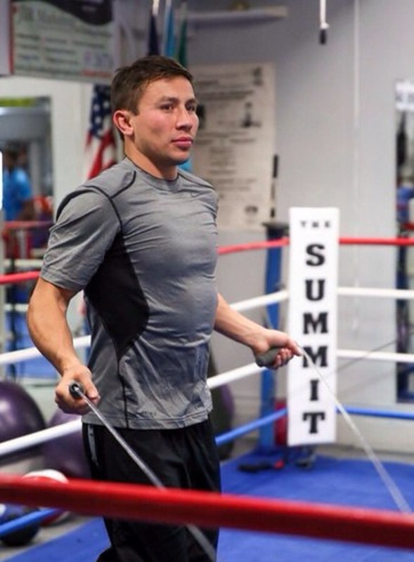 Головкин начал подготовку к бою против Рубио