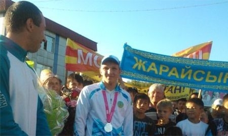 В Акмолинской области встретили призера юношеской Олимпиады в Нанкине