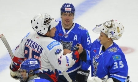 Видеообзор матча МХЛ «Снежные Барсы» — «Белые Тигры» 5:3