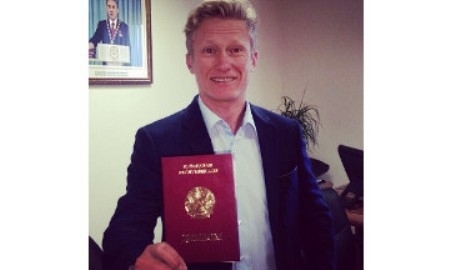 Александр Винокуров получил диплом магистра экономики