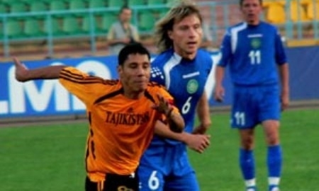 Сергей Скорых в матче с Таджикистаном