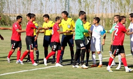 Фоторепортаж с товарищеского матча «Ордабасы» — «Локомотив» 2:1