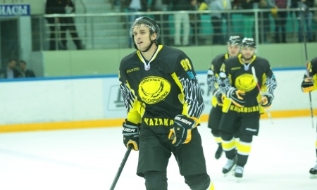 Нападающий «Сарыарки» стал автором первой шайбы в сезоне ВХЛ 2014/2015