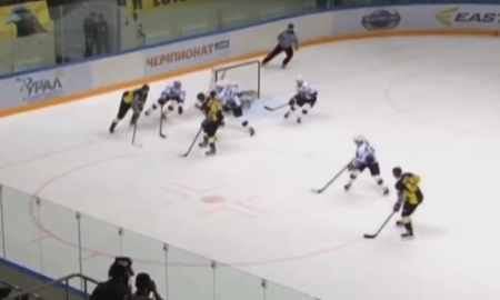 Видеообзор матча ВХЛ «Сарыарка» — «Рубин» 3:2