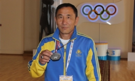 Карагандинец завоевал «серебро» на чемпионате Мира по вольной борьбе