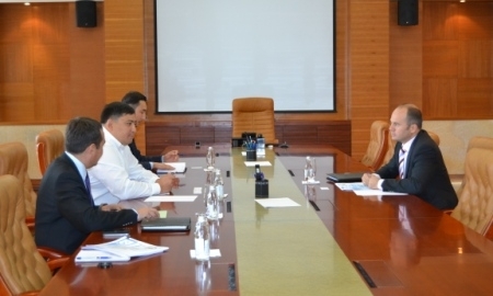 Эксперты IWF посетили Казахстан в преддверии Чемпионата мира по тяжелой атлетике