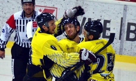 Михаил Паньшин возглавил список бомбардиров ВХЛ