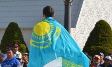 Казахстанец Нурзат Бегасилов завоевал «бронзу» по борьбе на поясах «Алыш»