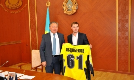 Фоторепортаж со встречи Акима Карагандинской области с ХК «Сарыарка»