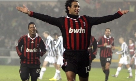 Неста и Бобан пополнили Сборную Мира