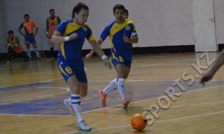 Сборная Казахстана уступает после первого тайма Грузии