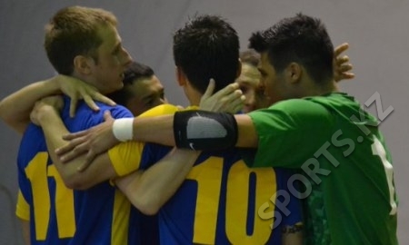 На морально-волевых или подарок ко дню рождения Какау