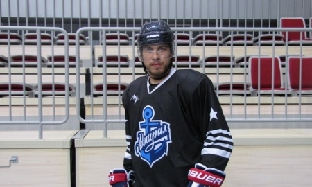 «Адмирал» подписал нового нападающего перед игрой с «Барысом»