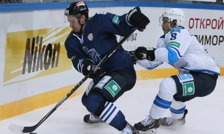 Фоторепортаж с матча КХЛ «Адмирал» — «Барыс» 3:2