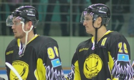 «Сарыарка» потерпела первое поражение в сезоне ВХЛ в игре с «Нефтяником»