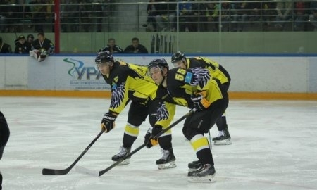 Отчет о матче ВХЛ «Нефтяник» — «Сарыарка» 4:3 