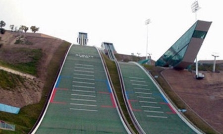 Казахстанские «летающие» лыжники надеются попасть в 30 лучших на этапе Летнего Гран-при