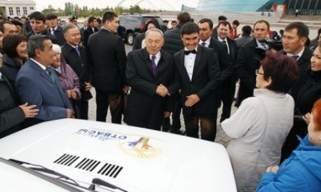 Семья Серика Сапиева на «Мерейлі отбасы» получила приз